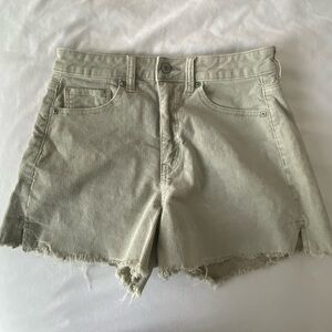 american eagle sage green corduroy shorts